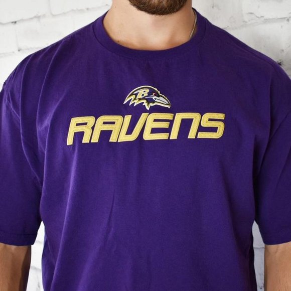 Like New Vintage NFL Team Apparel Baltimore Ravens Spellout Graphic T-Shirt - Picture 2 of 4